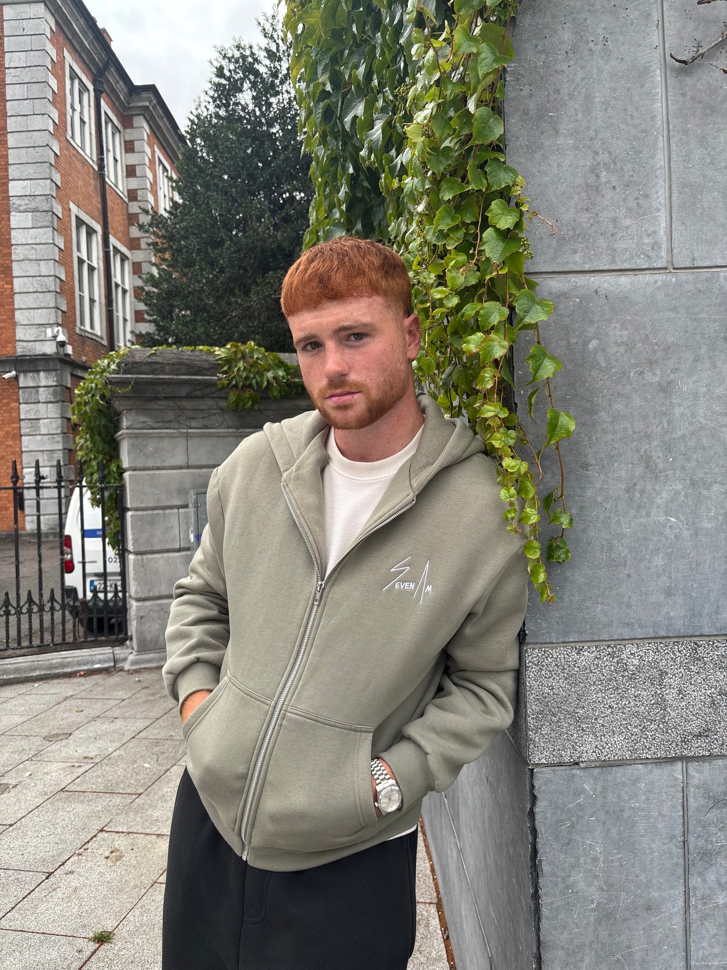 ZIP-UP [ARMY GREEN]